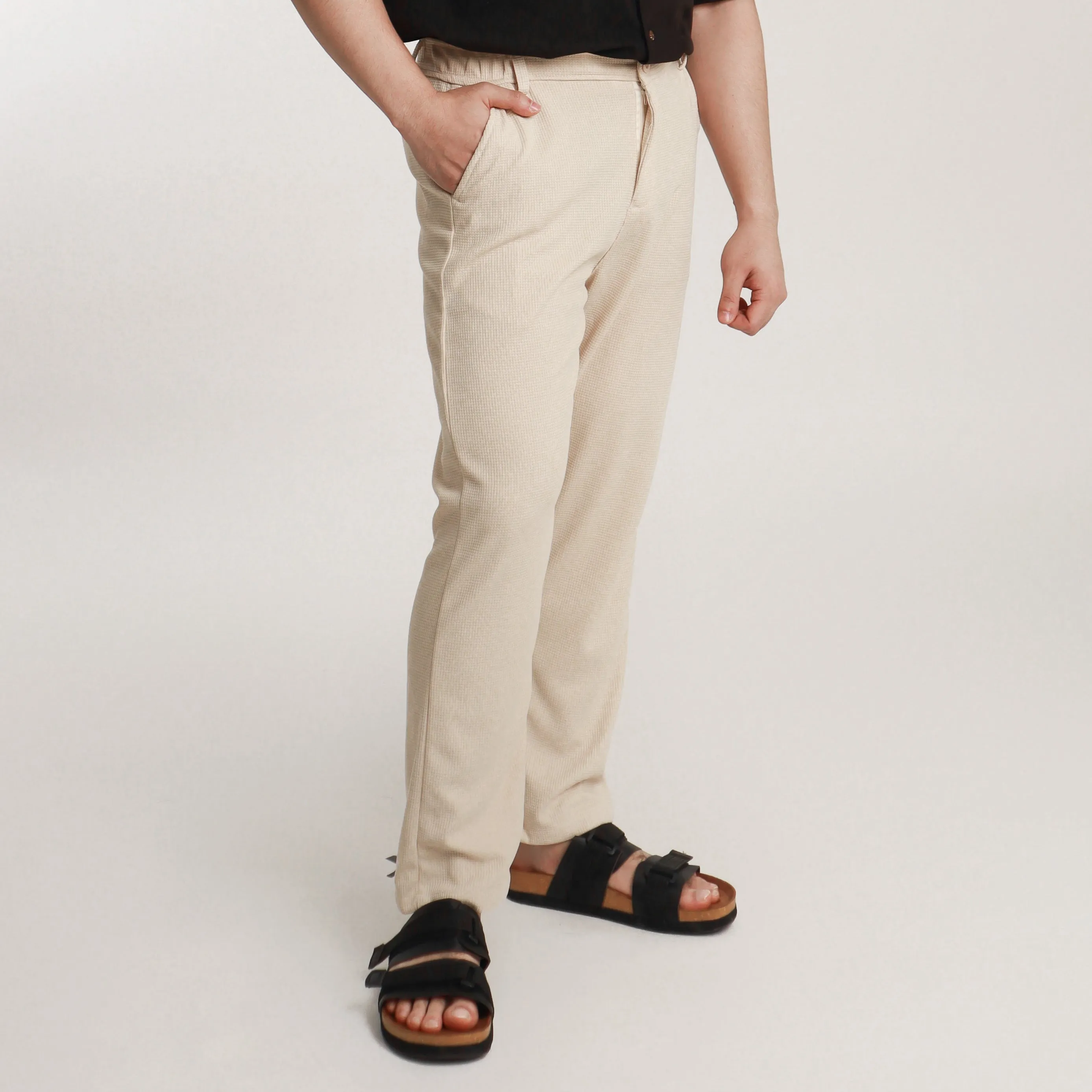(Color of the Year 2025) Stretchable Waffle Pants - Beige