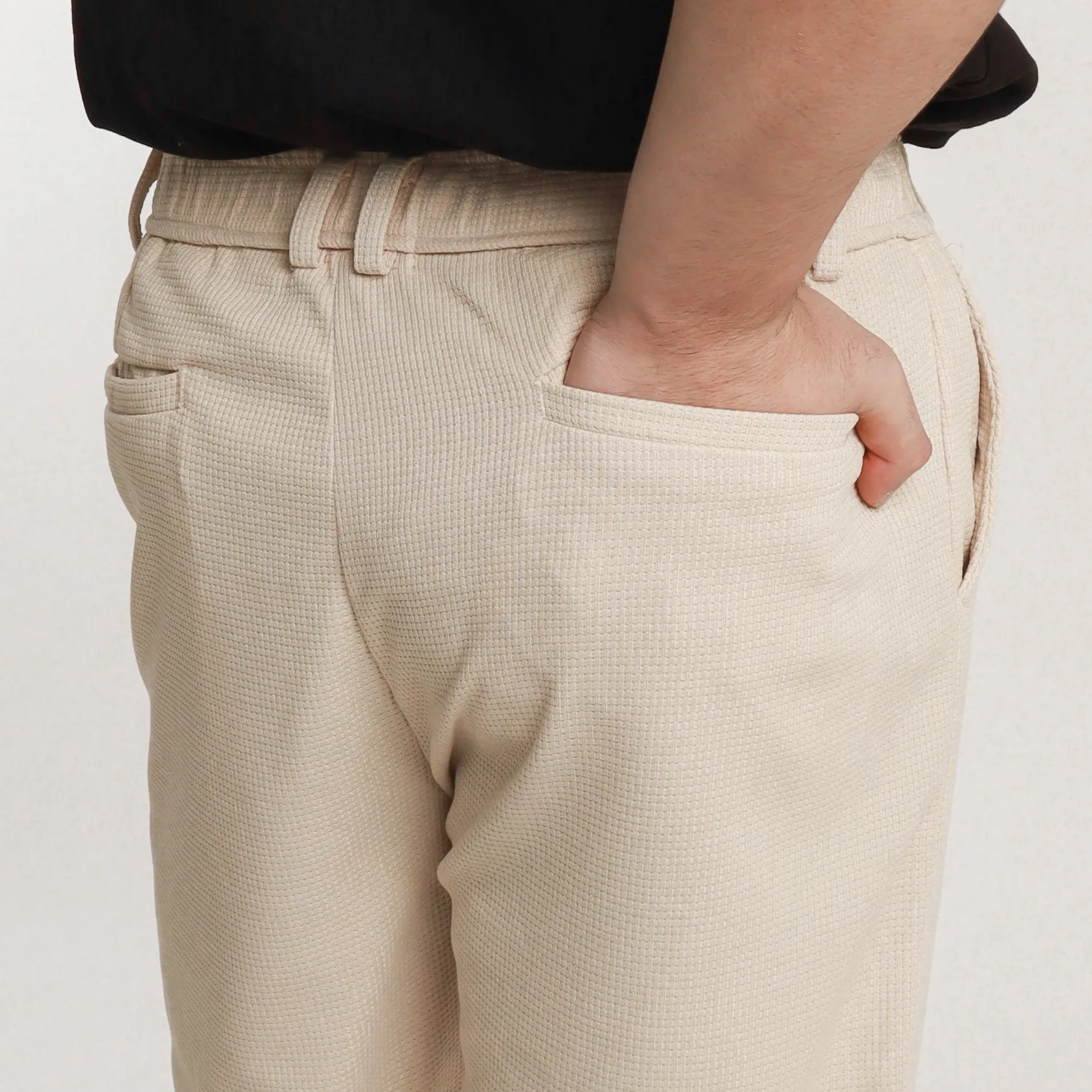 (Color of the Year 2025) Stretchable Waffle Pants - Beige