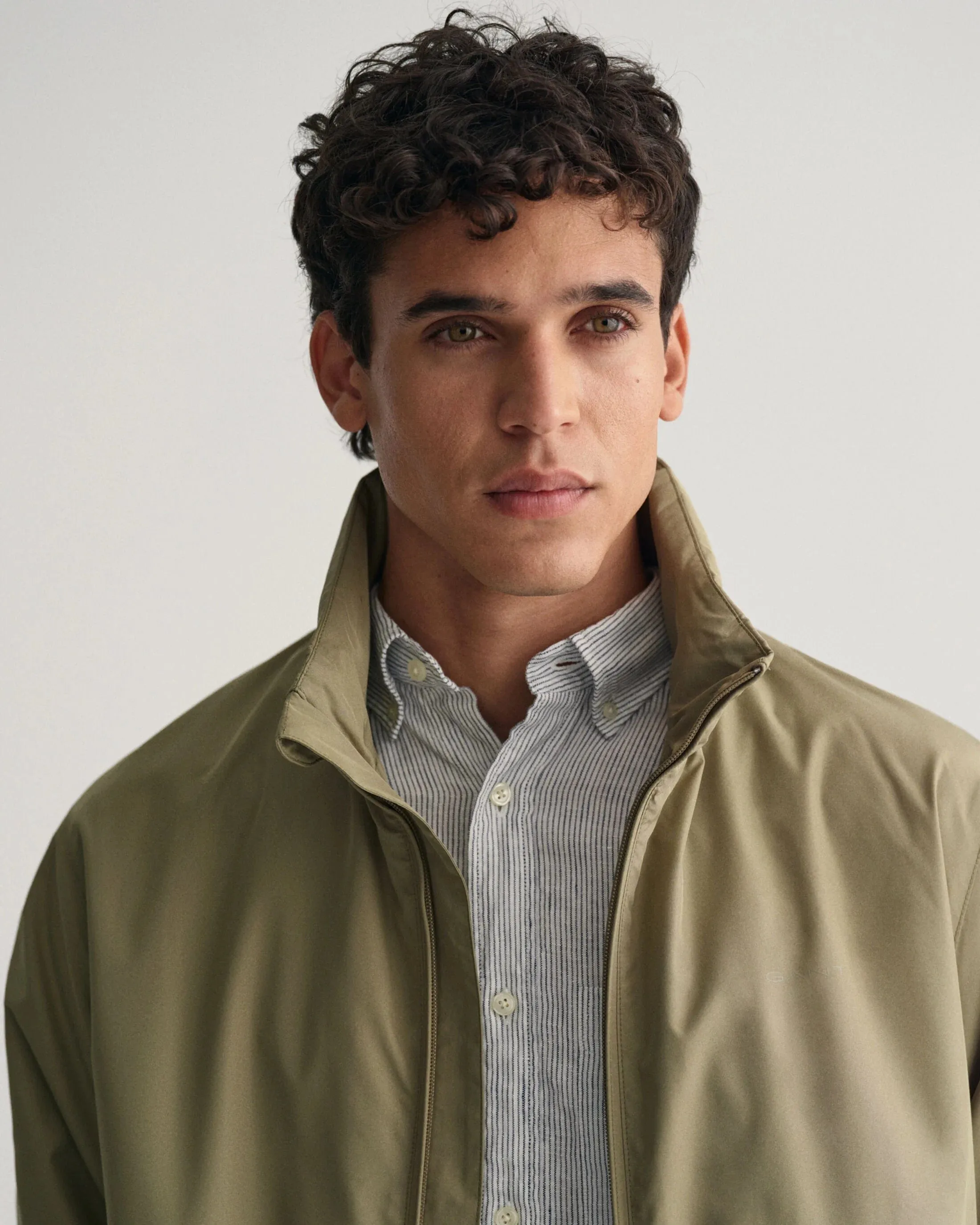 GANT Lightweight Windshield in Dried Clay