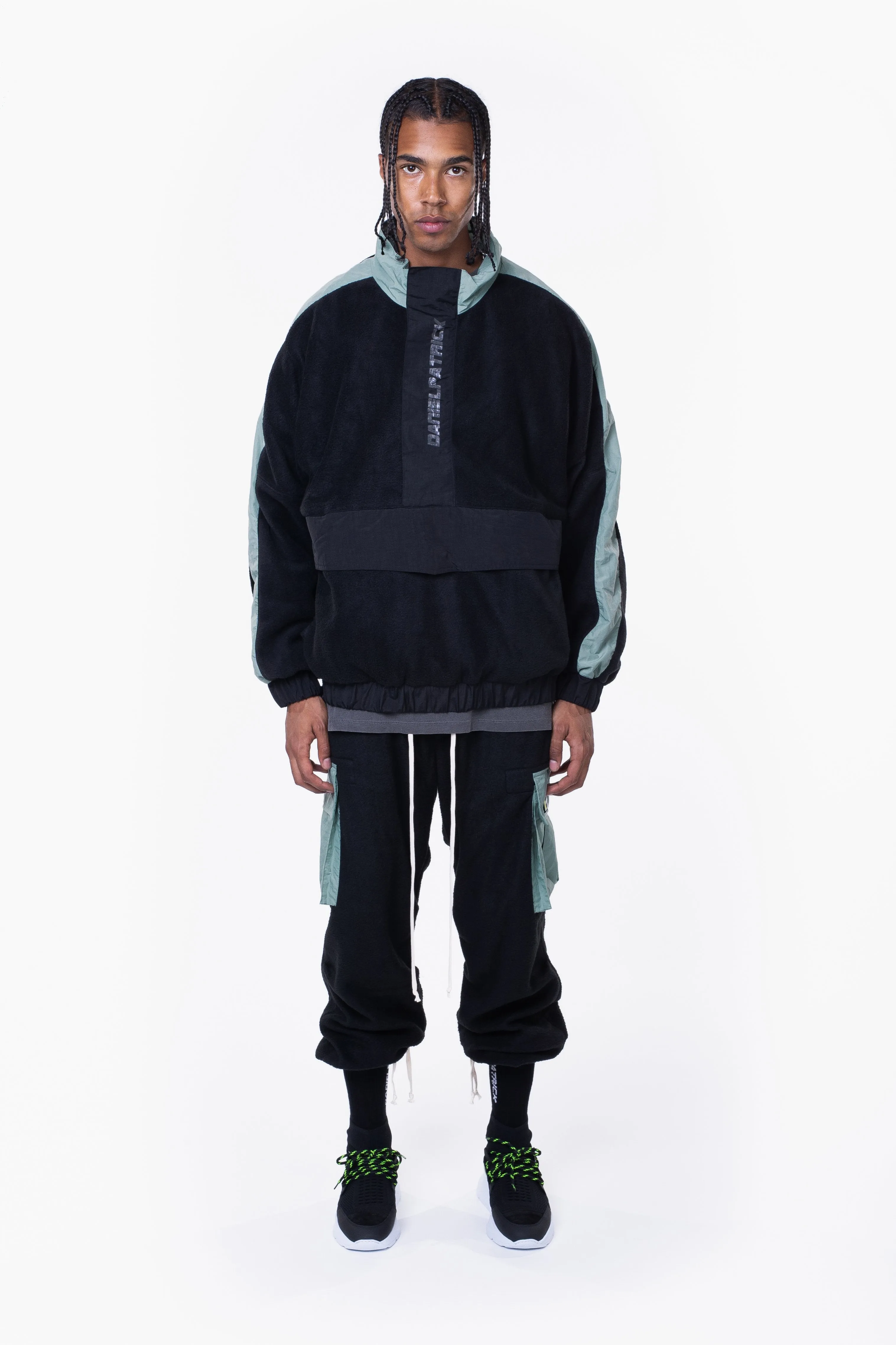 M93 anorak / black   sea foam